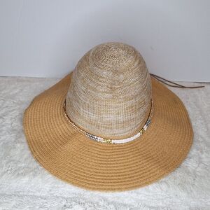Steve Madden Tan and White Sun Hat